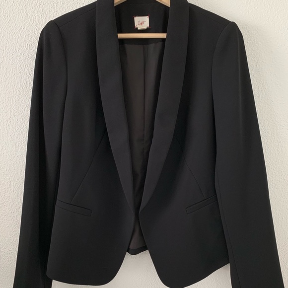 LOFT Jackets & Blazers - LOFT Classic Black Blazer